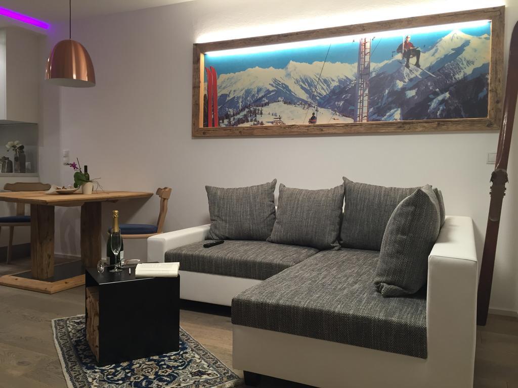 Royal Waldfeld Appartement Mayrhofen Buitenkant foto