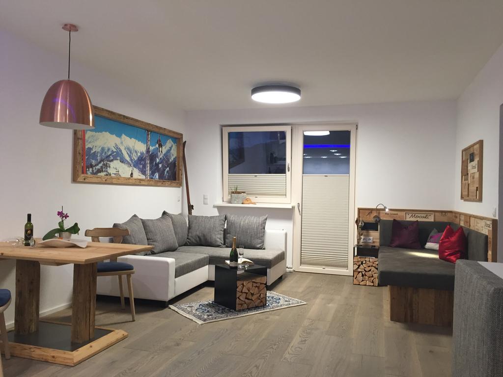 Royal Waldfeld Appartement Mayrhofen Buitenkant foto