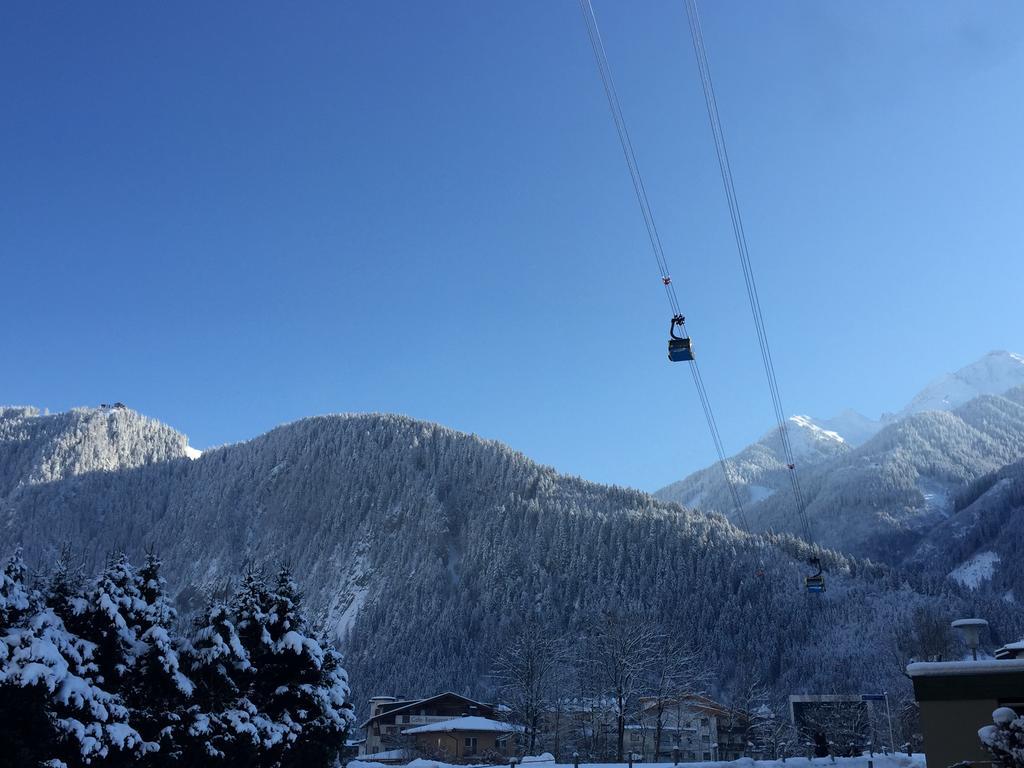 Royal Waldfeld Appartement Mayrhofen Buitenkant foto