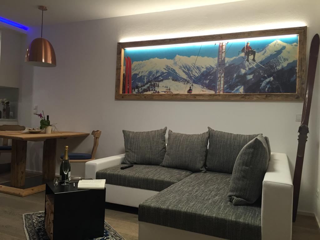 Royal Waldfeld Appartement Mayrhofen Buitenkant foto