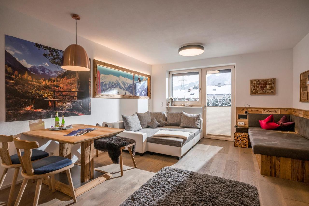 Royal Waldfeld Appartement Mayrhofen Buitenkant foto